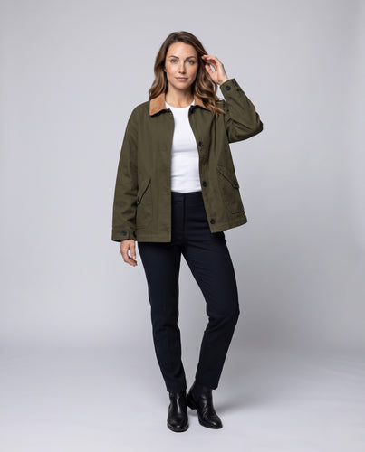 Damen Oversize-Fieldjacke mit Cordkragen, aufgesetzten Klappentaschen und verdeckter Knopfleiste Nord Taschen