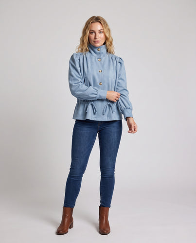 Damen Taillierte Jacke mit Stehkragen, Tunnelzug und ballonartigen Puffärmeln Nord Taschen