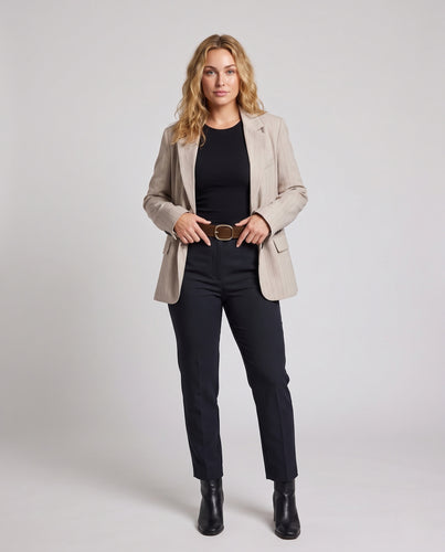 Damen Taillierter Nadelstreifen-Blazer mit Gürtel und Paspeltaschen Nord Taschen