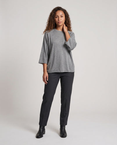 Damen Oversize Leichtstrickshirt mit dreiviertelärmeln und Rundhalsausschnitt Nord Taschen