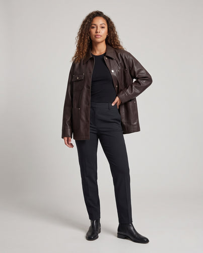 Damen Oversized Lederhemdjacke mit kastiger Silhouette und Druckknopf-Brusttaschen Nord Taschen