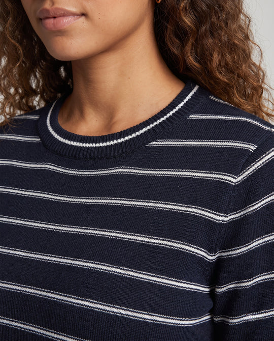 Product 11007392547162 - close_up_detail