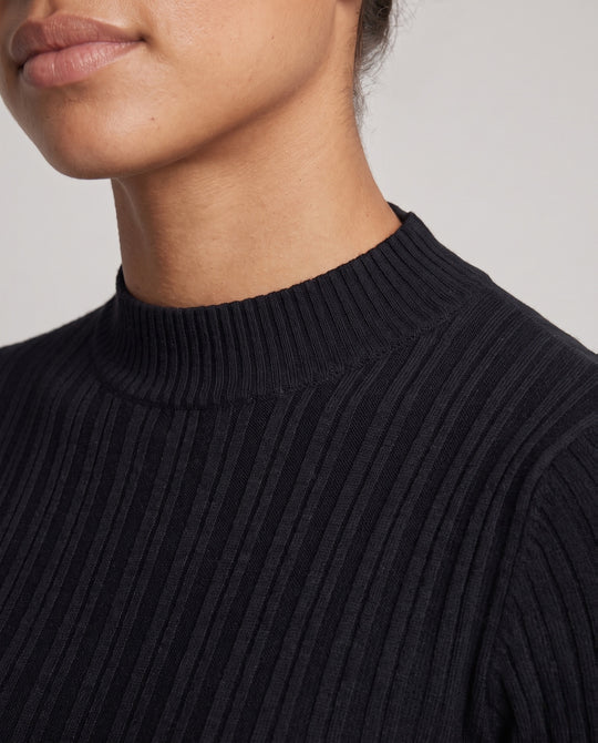 Product 11007392743770 - close_up_detail
