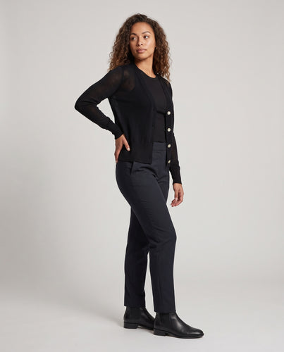 Damen Leichter V-Ausschnitt Feinstrick-Cardigan Nord Taschen