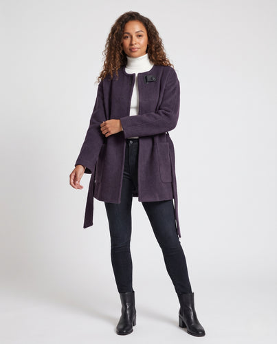 Damen Kurzmantel im A‑Linien‑Schnitt aus Wollmix mit Rundhalsausschnitt, Zier‑Hakenverschluss und Taillengürtel Nord Taschen