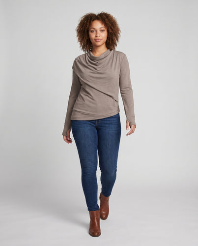 Damen Asymmetrisches Langarmshirt mit Wasserfallkragen und Drapierter Schulterpartie Nord Taschen