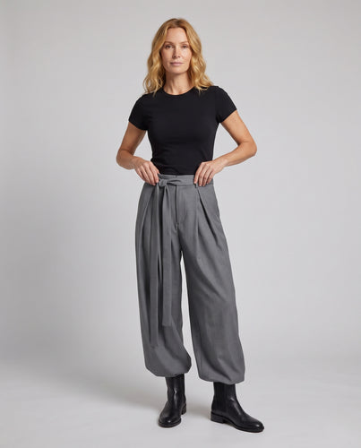 Damen Extraweite Palazzo-Hose mit Bundfalten und langem Bindegürtel Nord Taschen