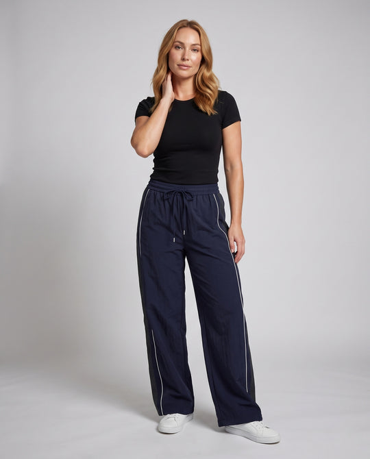 Product 11009333330266 - full_body_front