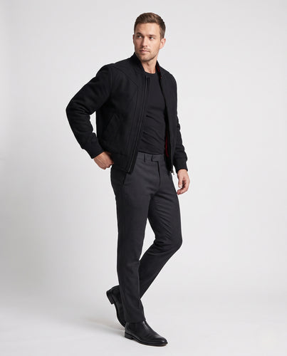 Herren Urbane Bomberjacke mit minimalistischem Stehkragen, Boxy‑Silhouette und verdecktem Reißverschluss Nord Taschen