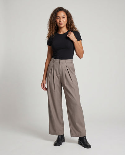 Damen Hochtaillierte Palazzohose mit Kellerfalten und ballonförmiger Weite Nord Taschen