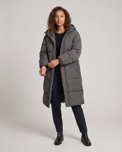 Damen Lange gesteppte Thermo-Mantel mit Oversize-Silhouette, Kapuze und Kassettensteppung Nord Taschen