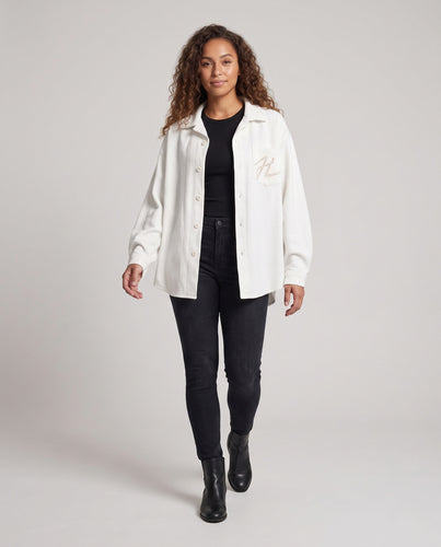 Damen Oversize Hemdjacke aus Baumwollmix mit Brusttasche und Hemdkragen Nord Taschen