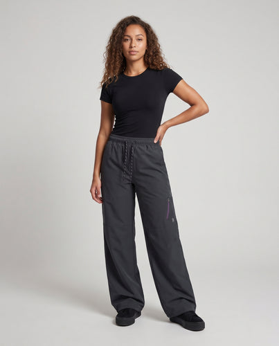 Unisex Weite wasserabweisende Outdoor-Hose mit Tunnelzug, Reißverschlusstasche und verstellbarem Beinabschluss Nord Taschen