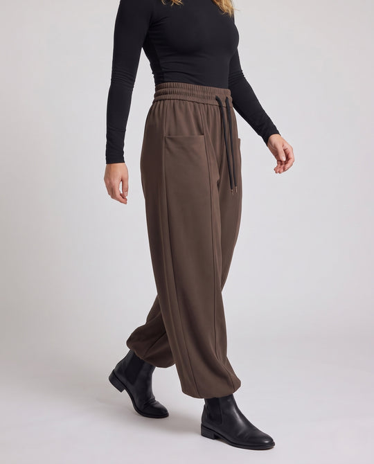 Product 11009333625178 - lower_body