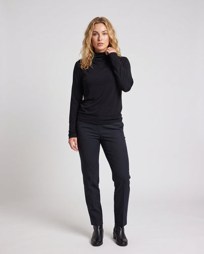 Damen Weit geschnittener Feinstrickpullover mit lockerem Stehkragen Nord Taschen