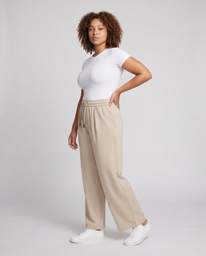 Damen Weite Relax-Loungehose mit Tunnelzugbund, Bundfalten und soften Sweat-Qualität Nord Taschen
