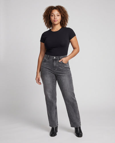 Damen Weitgeschnittene High‑Waist Denimhose mit geradem Bein und Vintage‑Waschung Nord Taschen