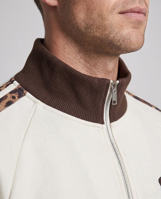 Product 11006845878618 - close_up_detail
