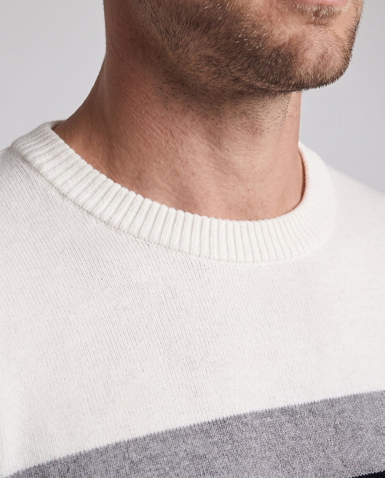 Product 11012921164122 - close_up_detail