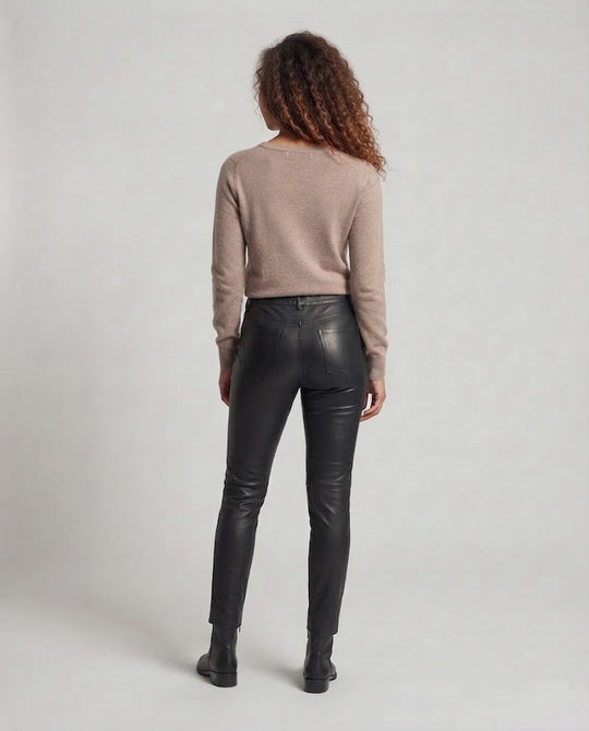 Damen Feiner Rundhalspullover aus Kaschmir‑Mix mit leichtem Stretch und feinem Rippbündchen Nord Taschen
