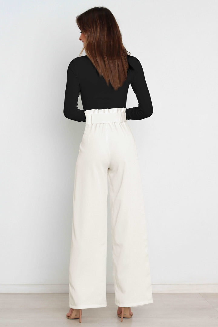 Hohe Taille Paperbag Hose mit Schleifendetail