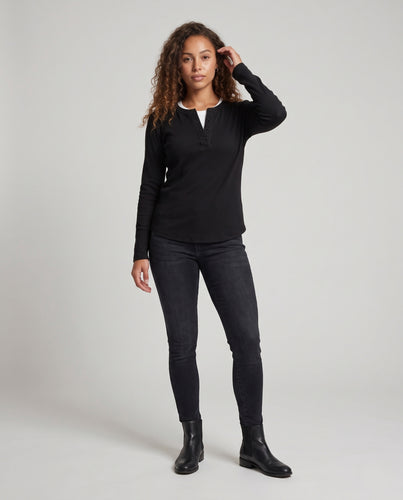 Damen Oversize-Henley-Sweatshirt mit verlängerter Silhouette & Mehrfachknopfleiste Nord Taschen