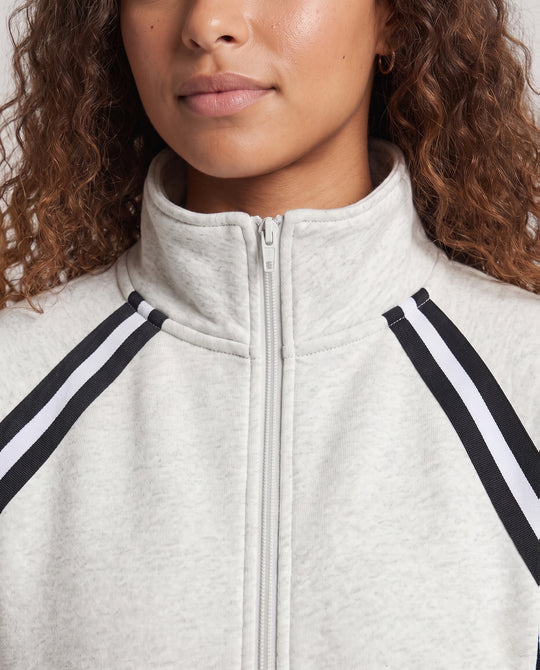 Product 11011244425562 - close_up_detail