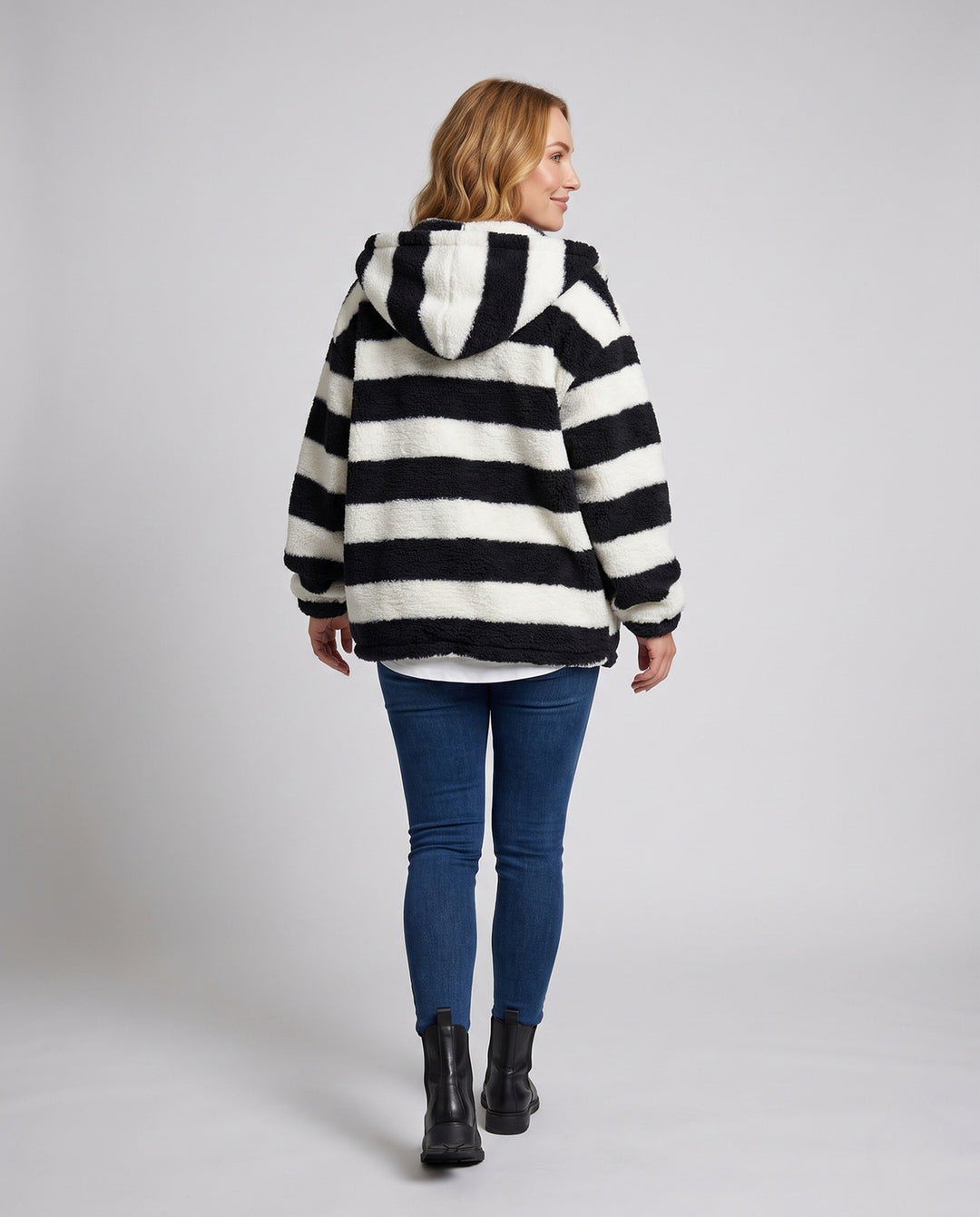 Product 11016152645978 - back_view