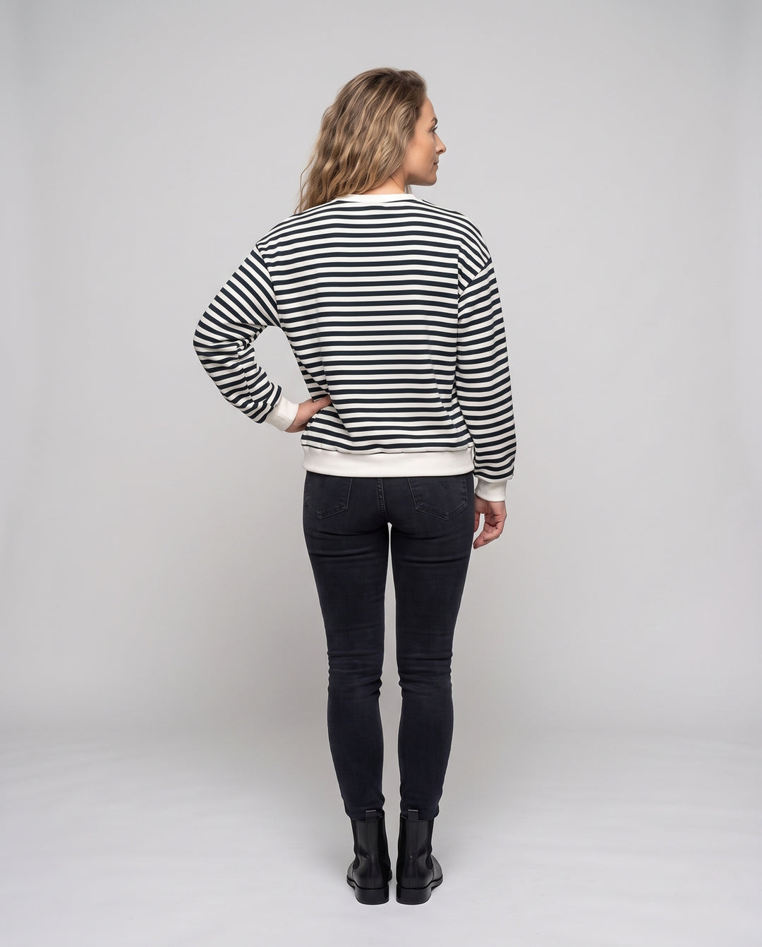 Product 11017904128346 - back_view