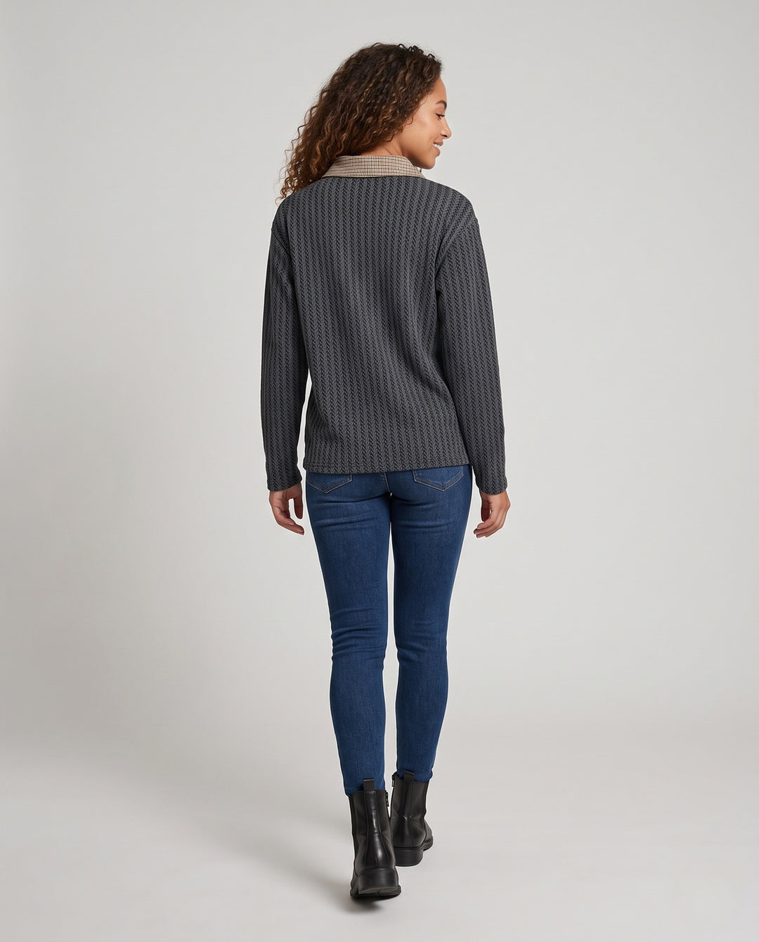 Product 11011245801818 - back_view