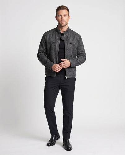 Herren Kurzblouson aus Velours‑Imitat mit Stehkragen, Frontreißverschluss und Zierbrusttaschen Nord Taschen
