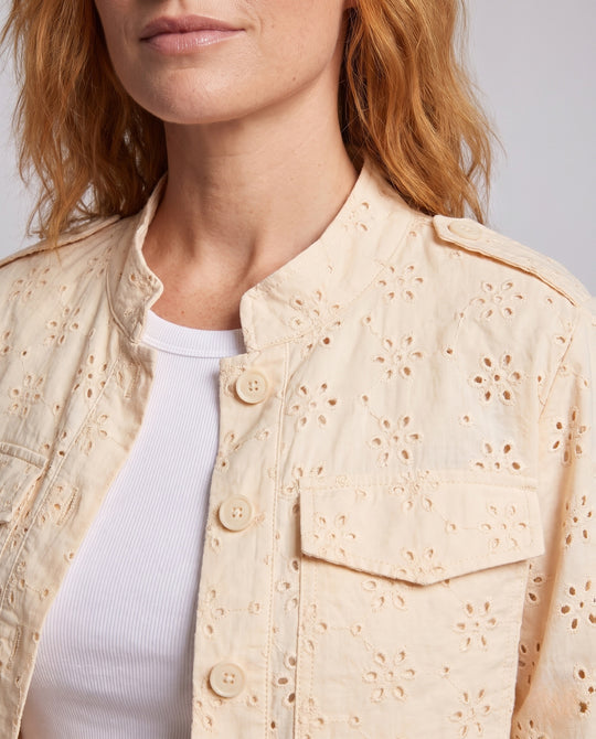 Product 11016887173466 - close_up_detail