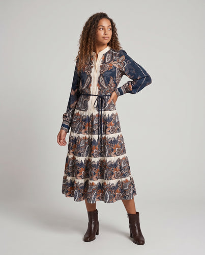 Damen Boho-Midi-Kleid mit Stehkragen, Stufenrock und Tunnelzug Nord Taschen