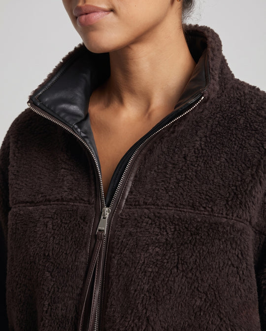 Product 11018597007706 - close_up_detail