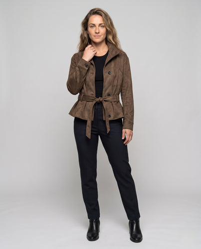 Damen Kurzjacke aus Veloursoptik mit Stehkragen und Taillenbindegürtel Nord Taschen