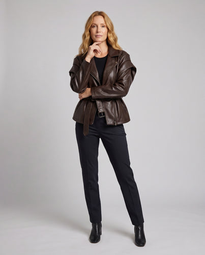 Damen taillierte Kunstlederjacke mit überlappendem Stehkragen, asymmetrischem Reißverschluss und Bindegürtel Nord Taschen