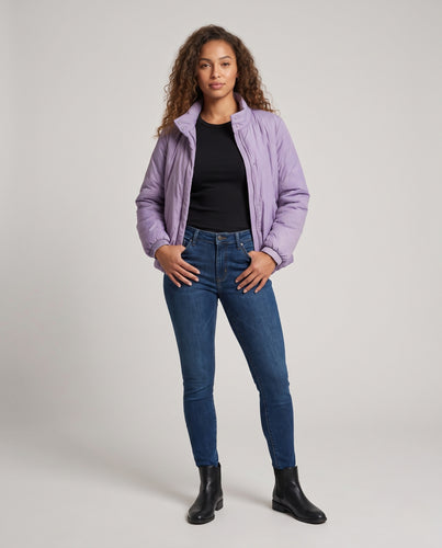 Leichte, kurze Steppjacke mit Wollfüllung