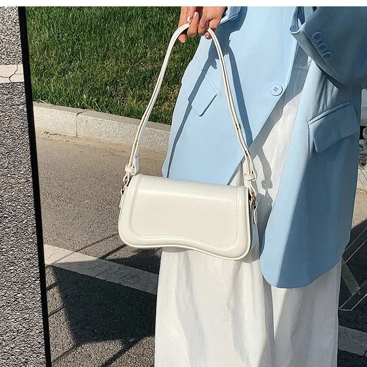 Nord Taschen | Wavy Flap Veganes Lederhandtasche
