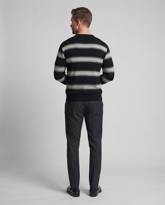 Herren Gestreifter Oversize-Pullover mit Rundhals und gerippten Bündchen Nord Taschen