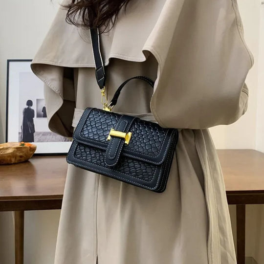 Nord Taschen | Umhängetasche für Damen - Kleine Tasche mit geflochtenem Design und praktischem Verschluss