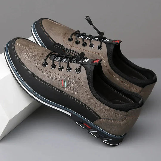 Klassische orthopädische Schuhe für Männer