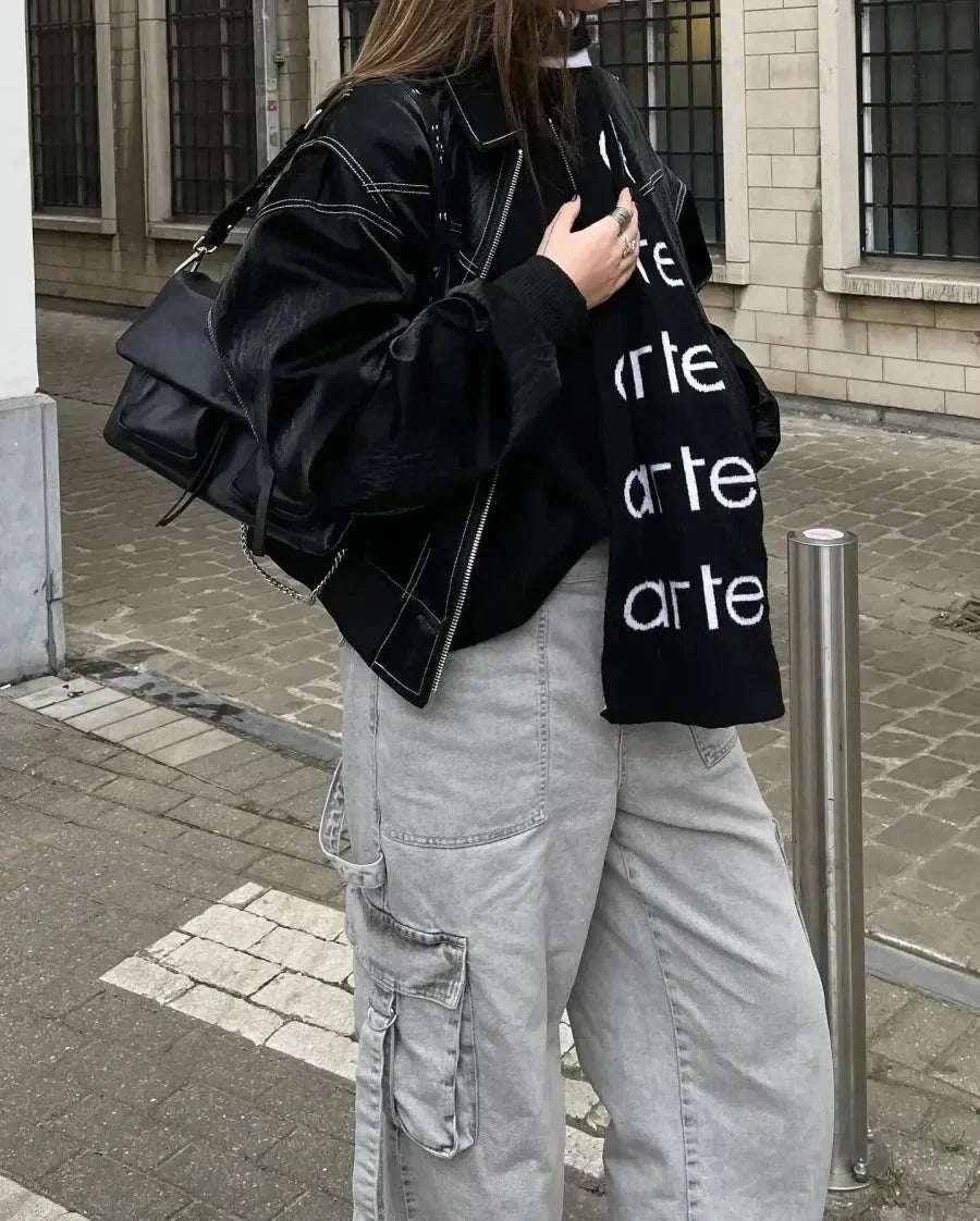 Übergröße Jacke mit Reißverschluss und Eleganter Optik