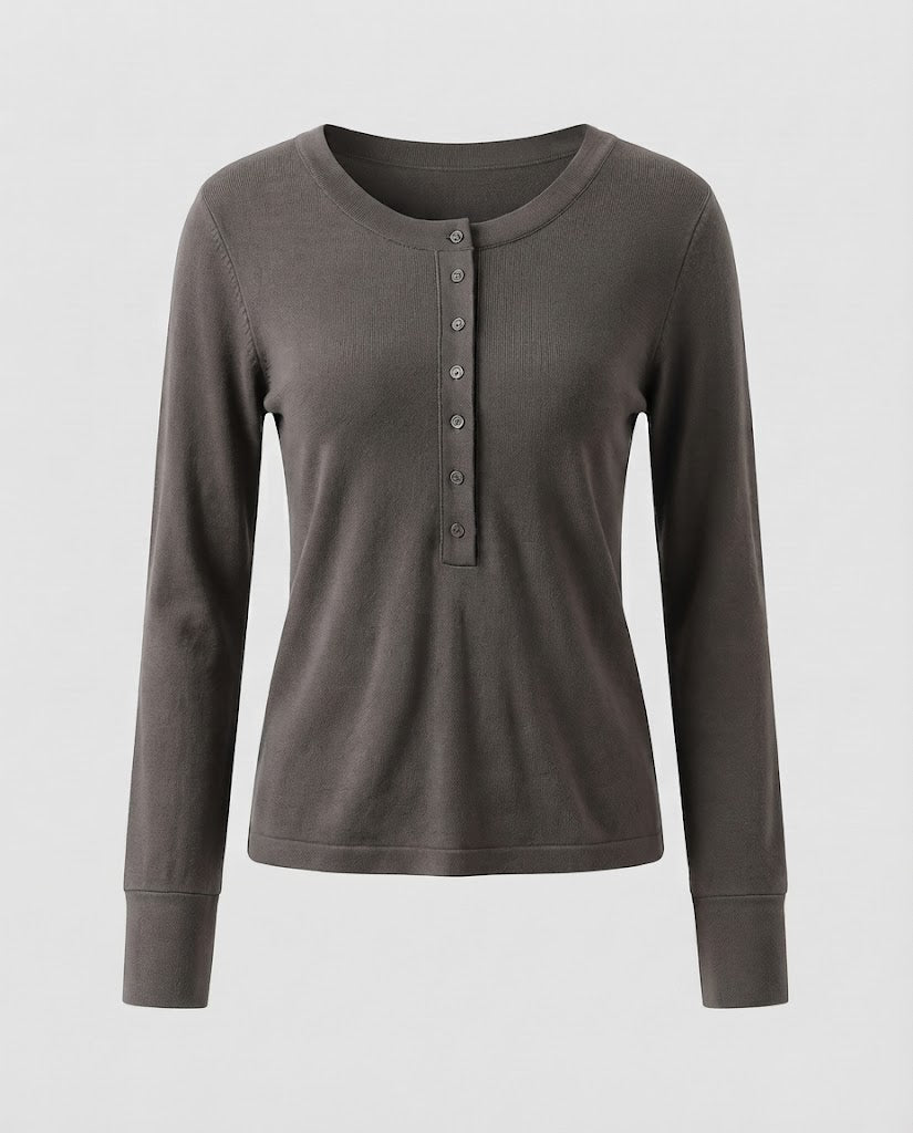 Damen Feines Langarm-Henley aus Feinstrick mit knöpfbarer Mittelblende und schmaler Passform Nord Taschen