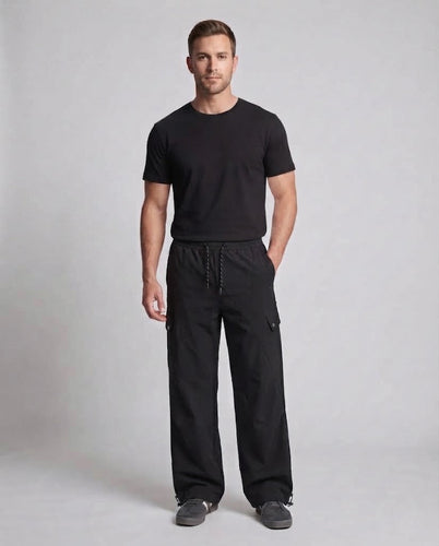 Herren Weite Tech-Cargo-Hose im Baggy-Schnitt mit Tunnelzug & Klappentaschen Nord Taschen