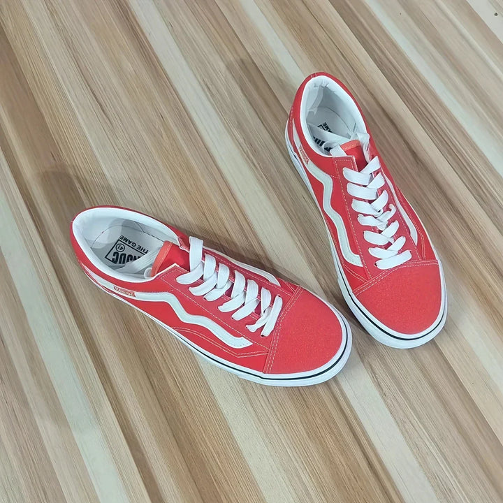 Niedrige Turnschuhe