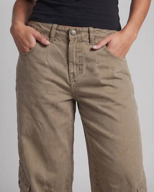 Damen Extraweite Canvas-Cargo-Palazzo-Hose mit tiefem Schritt, großen Seitentaschen und bodenlangem Saum Nord Taschen