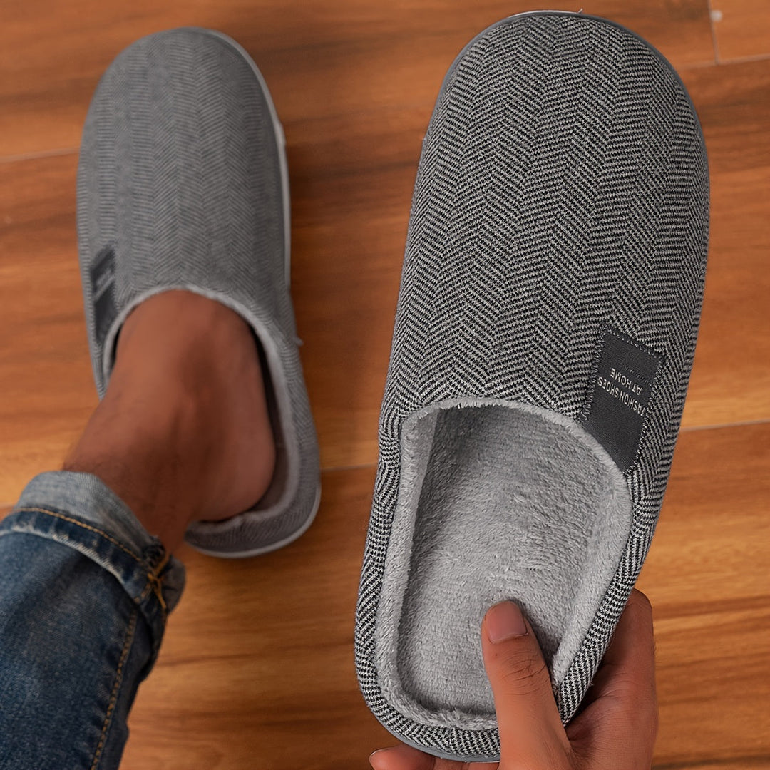 Warme Hausschuhe für Männer