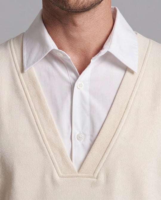 Herren Oversized Pullover mit tiefem V-Ausschnitt und eingesetzt Hemdkragen Nord Taschen