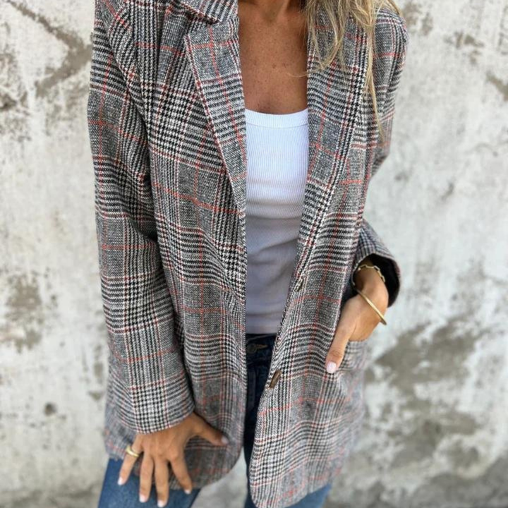 Karierter Blazer Im Übergroße Look