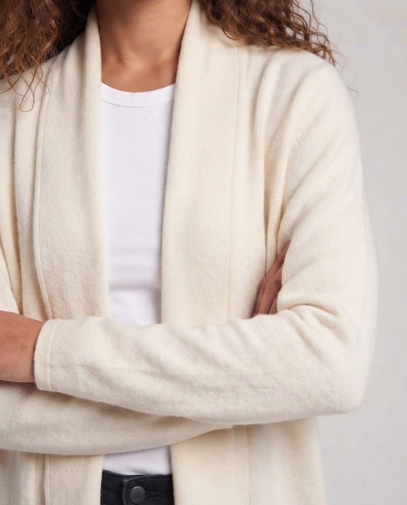 Damen Kragenloser taillierter Strickmantel mit Bindegürtel Nord Taschen